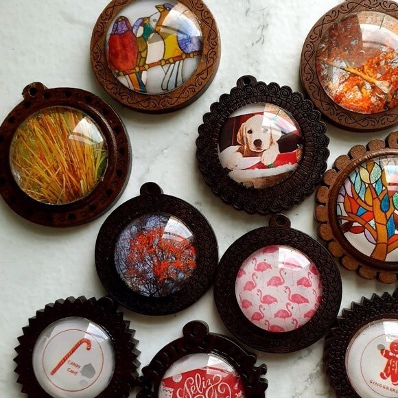 Lot of 10 Random 1" to 1.5" Wooden Glass Necklace Cabochon Pendant Charm New - Picture 5 of 7